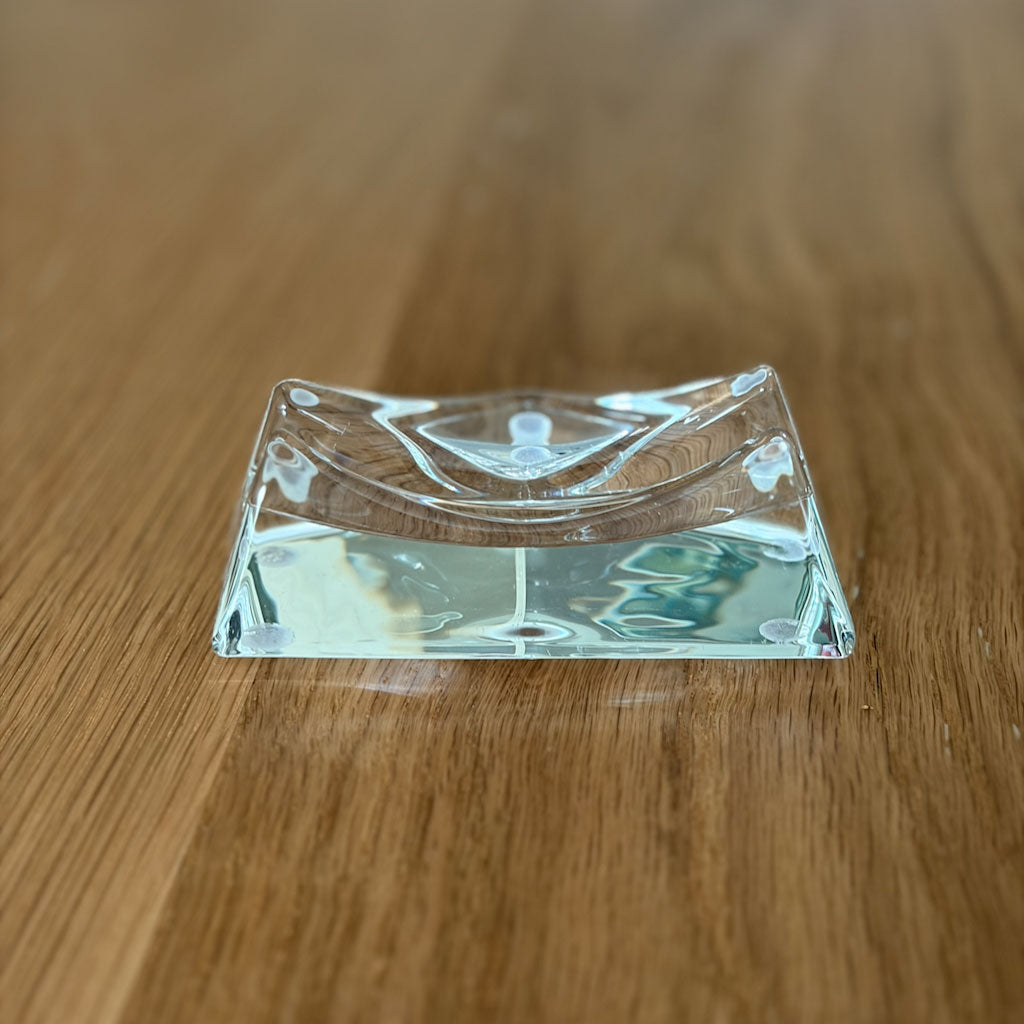 Elegant Crystal Glass Stand